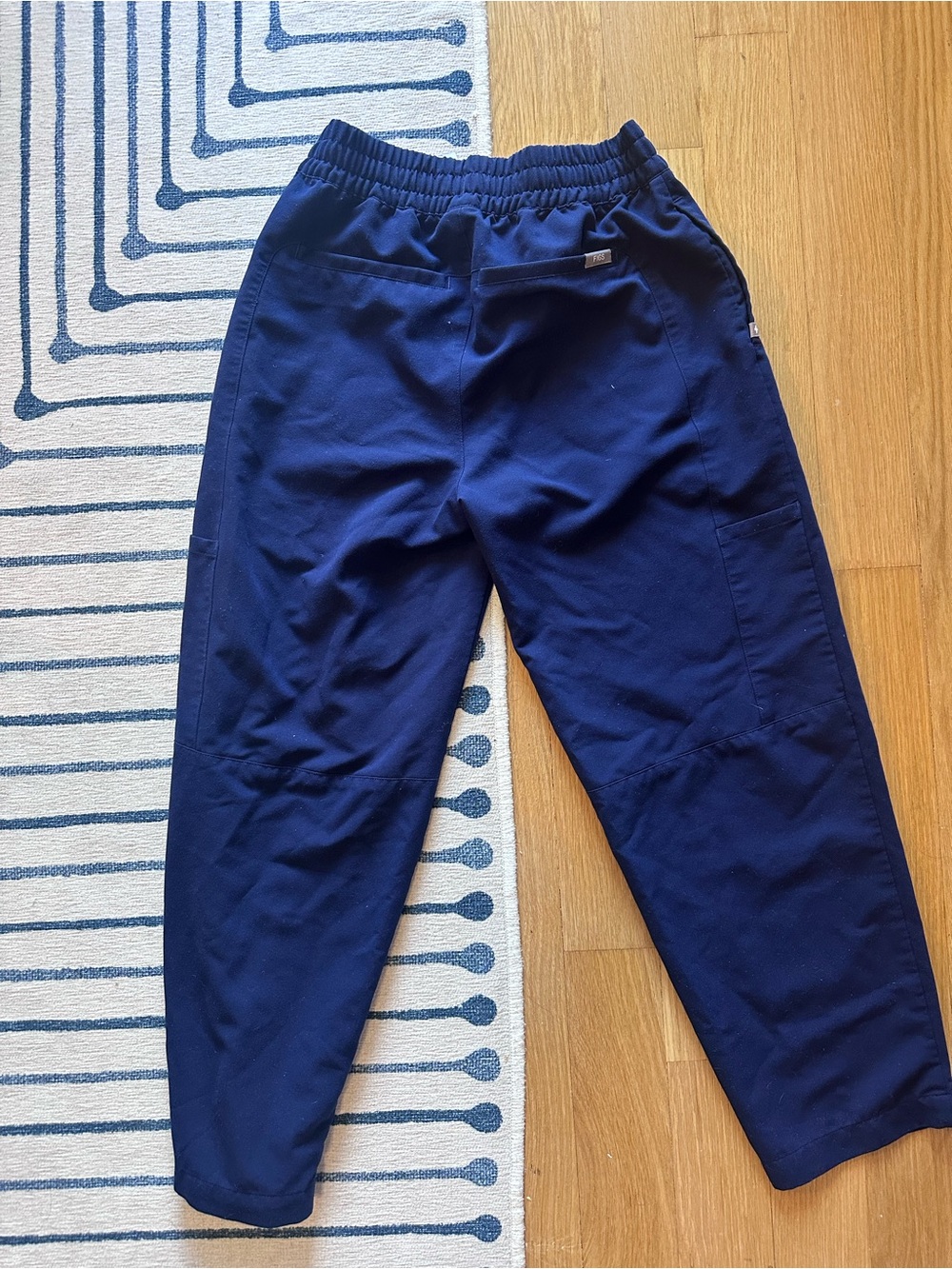 FIGS Navy Blue Straight Leg Scrub Pants - Size S - Picture 4 of 5